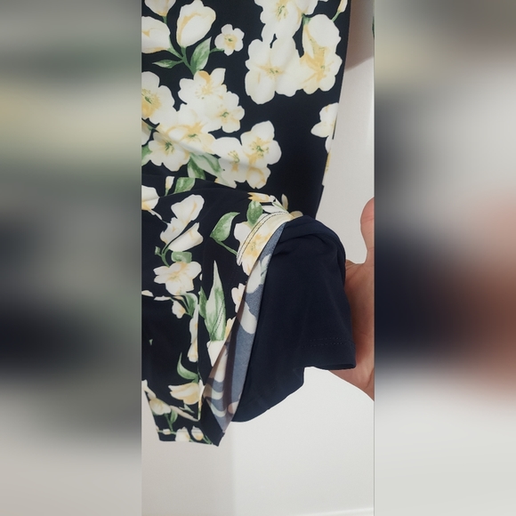 Lauren Ralph Lauren navy flower dress size 4 - Picture 8 of 8